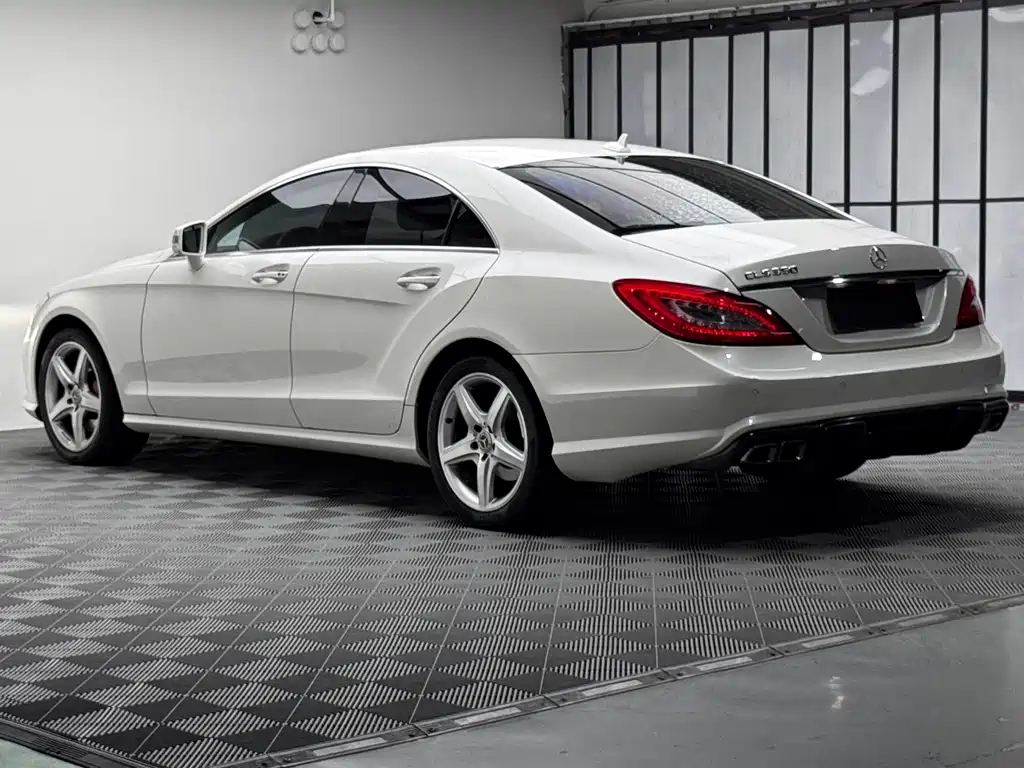 Mercedes-Benz CLS — миниатюра 7