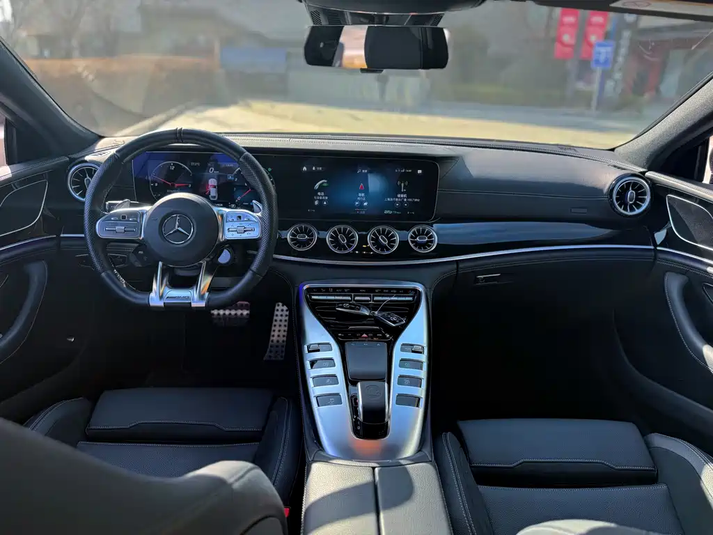 MERCEDES-BENZ AMG GT