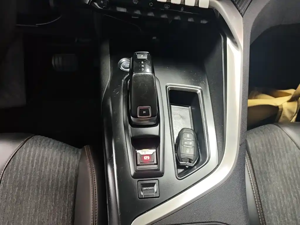 Peugeot 5008 — миниатюра 14