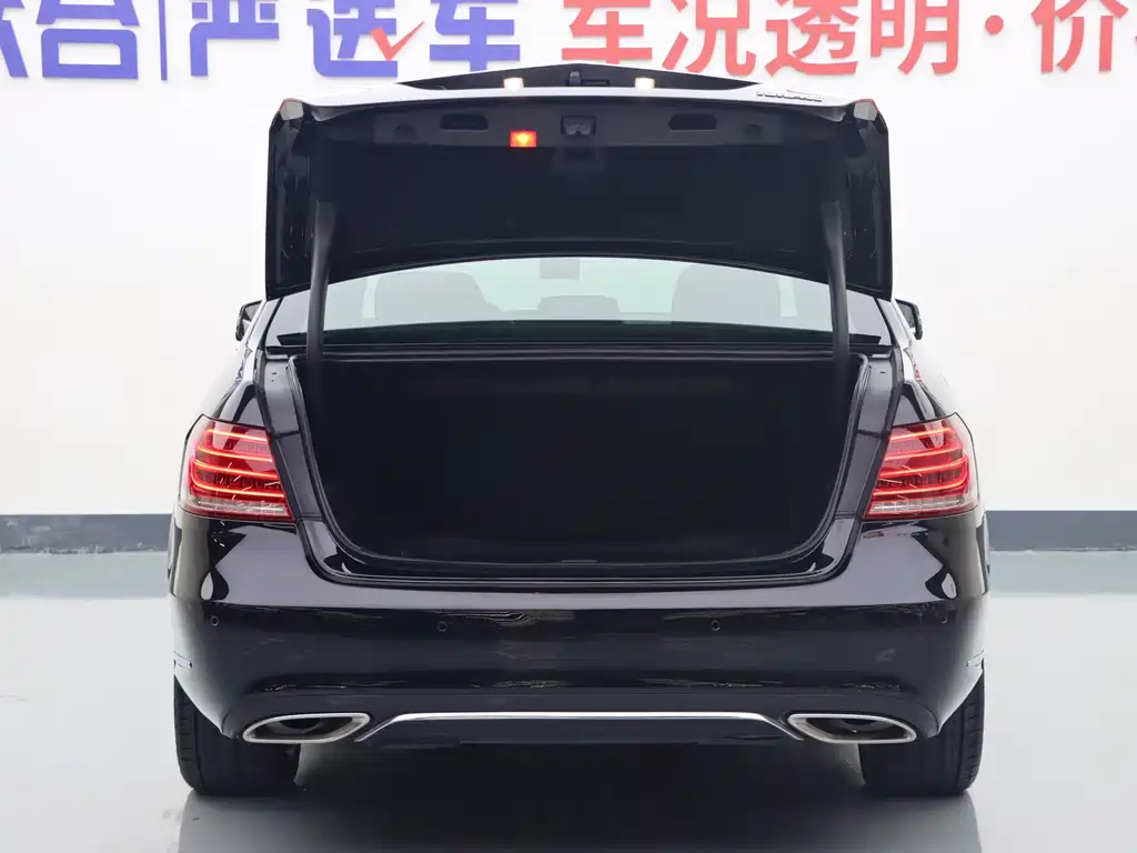 Mercedes-Benz E-Class — миниатюра 21
