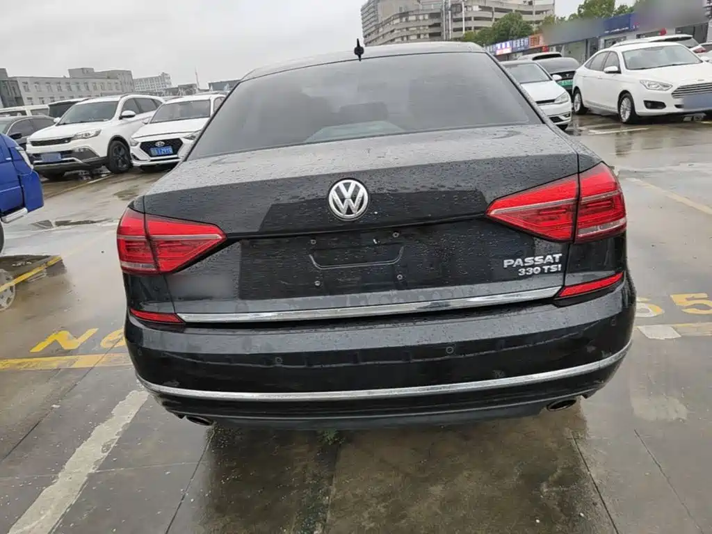 Volkswagen Passat — миниатюра 6