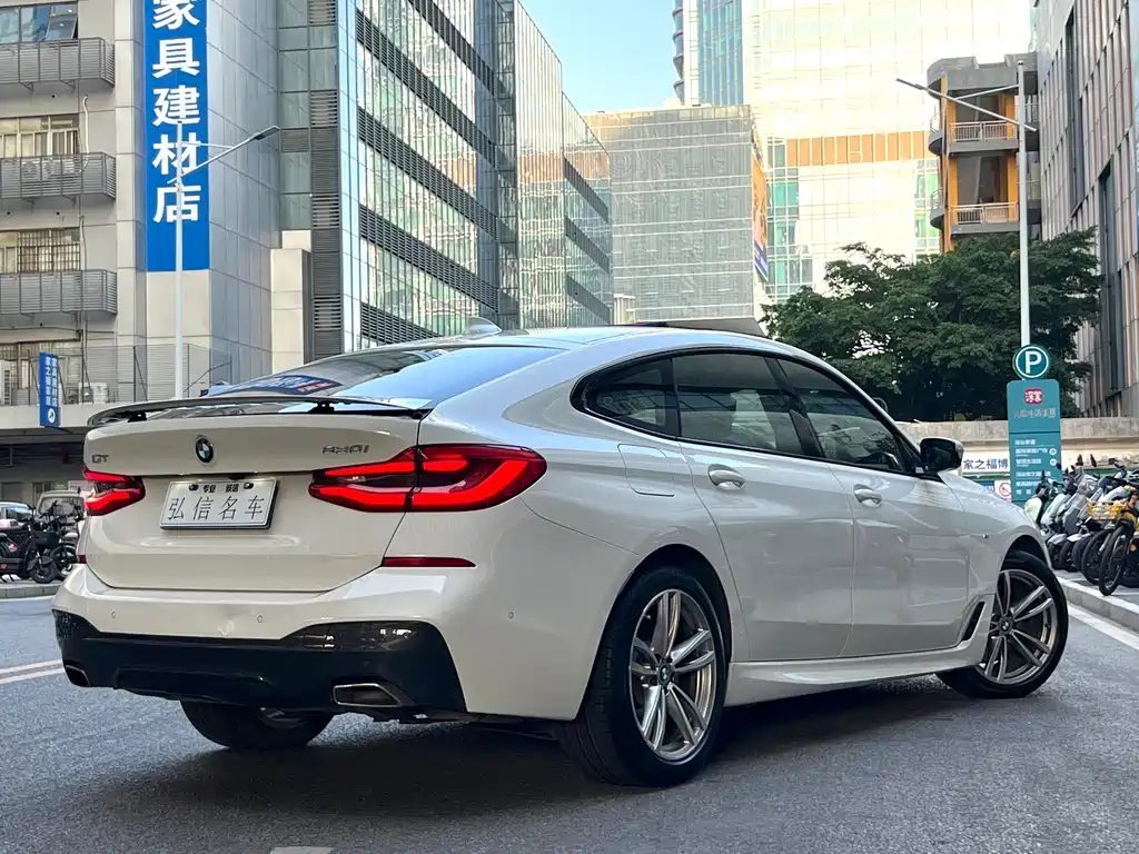 BMW 6 SERIES GT