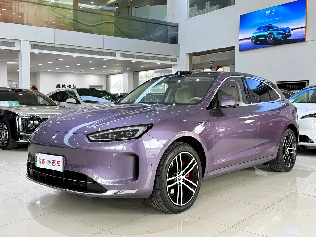 AITO AITO M5 2025