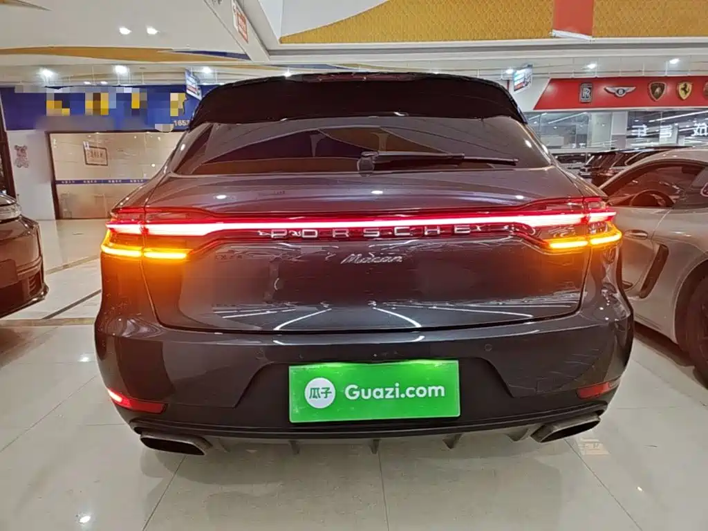 Porsche Macan — миниатюра 6