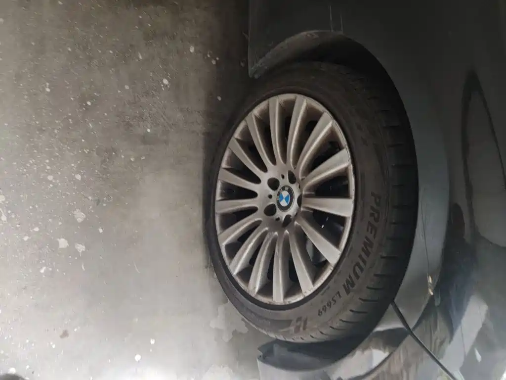 BMW 5 Series GT — миниатюра 25