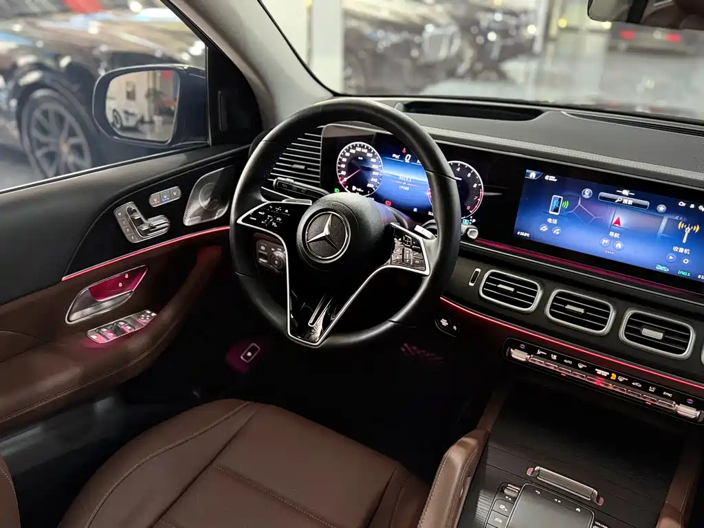 Mercedes-Benz GLE — миниатюра 12