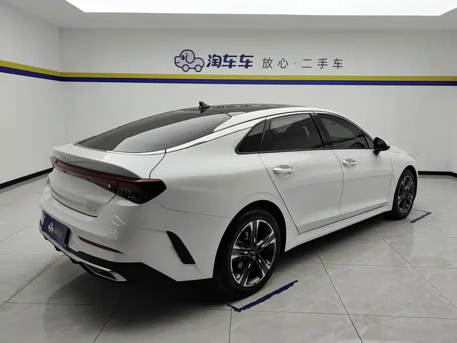Kia K5 — миниатюра 3