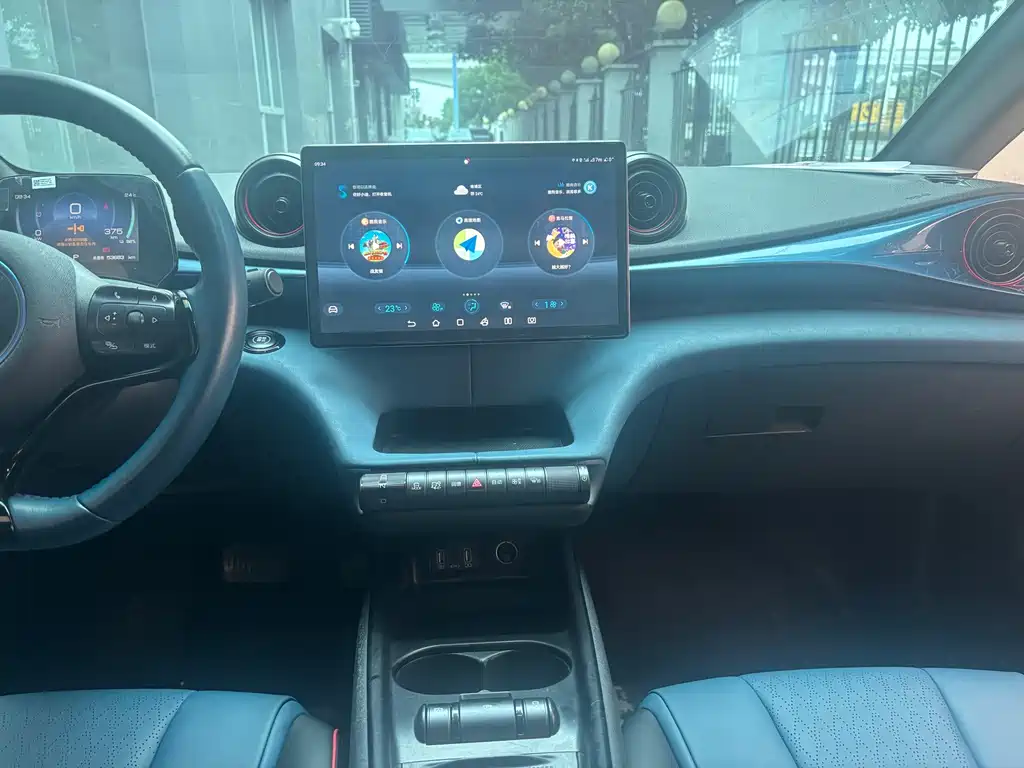 BYD Dolphin — миниатюра 5