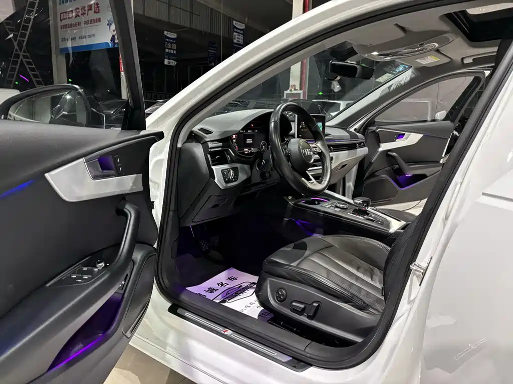 Audi A4L 2019 40 TFSI Fashion VI