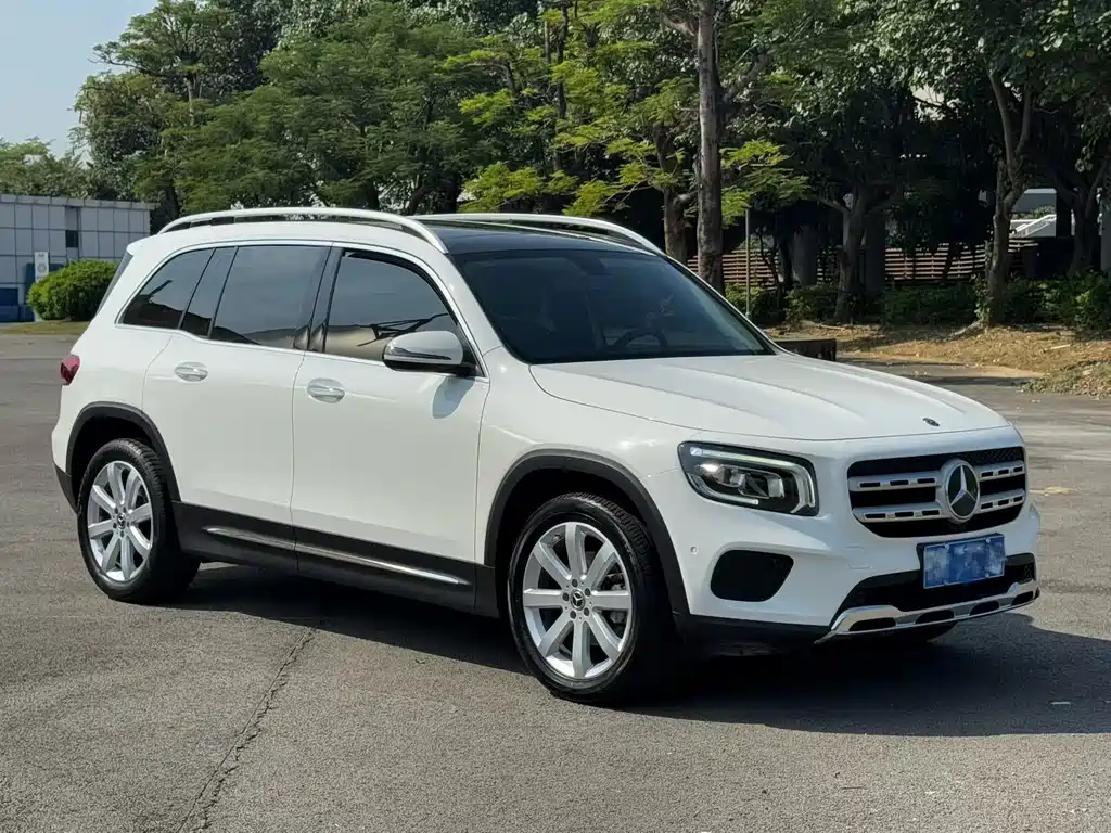 Mercedes-Benz GLB — миниатюра 3
