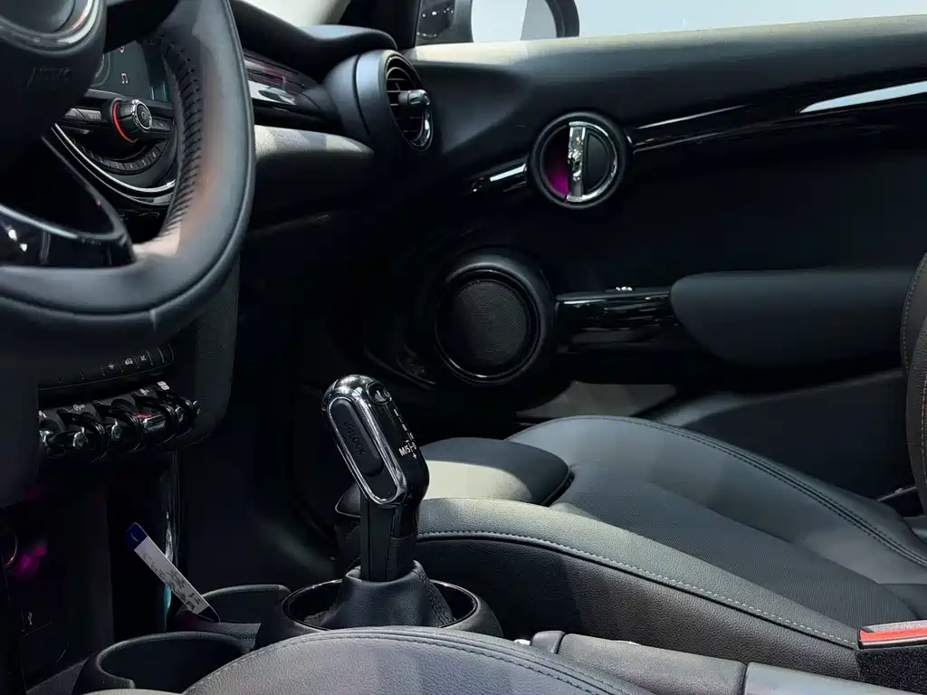 MINI Mini — миниатюра 8
