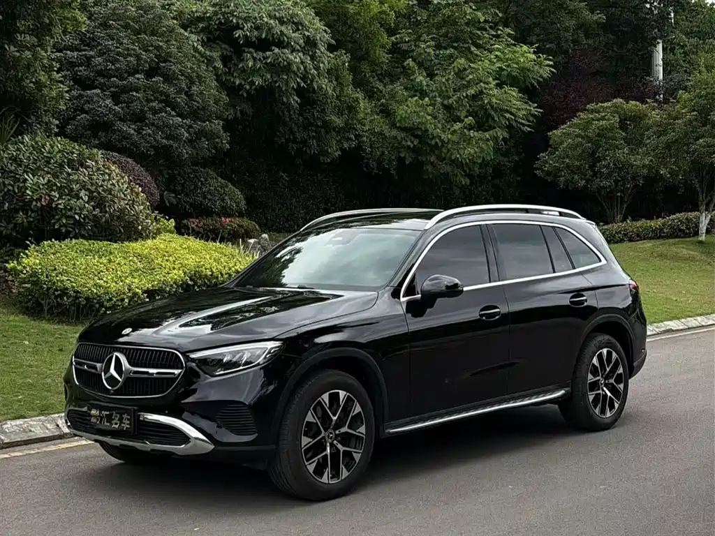 Mercedes-Benz GLC 2023 GLC 260 L 4MATIC 5 мест