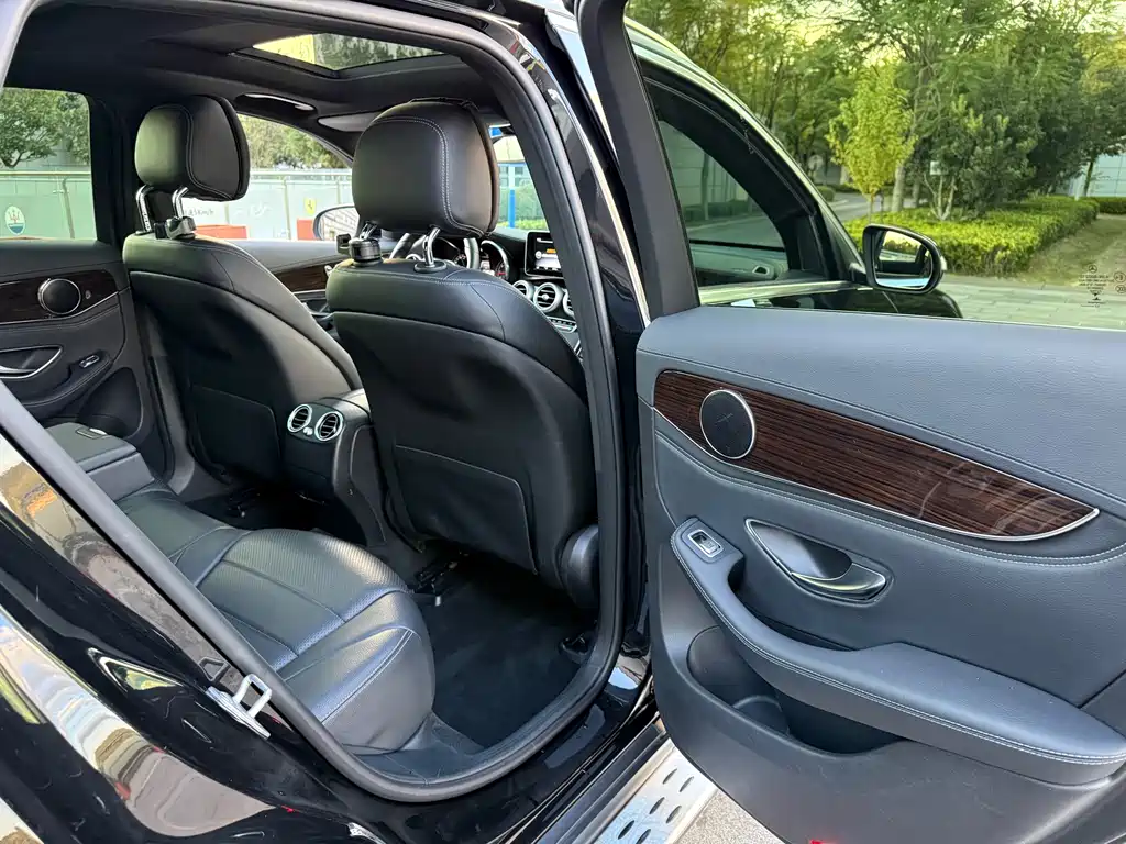 Mercedes-Benz GLC — миниатюра 44