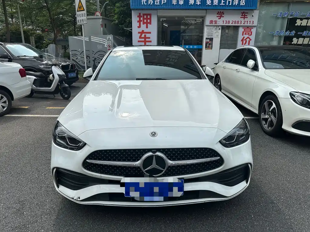 Mercedes-Benz C-Class — миниатюра 2