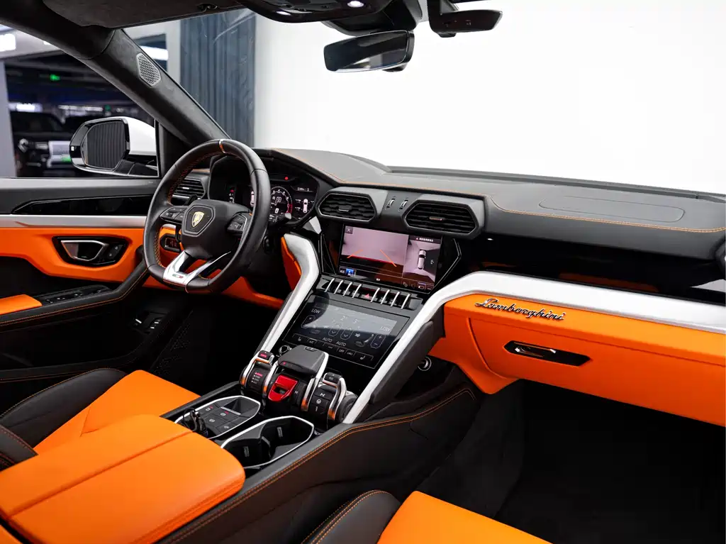 Lamborghini Urus — фотографии объявления, Фото 18