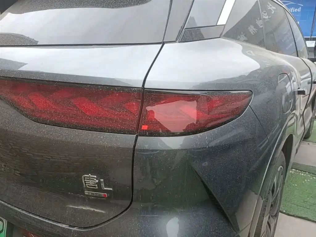 BYD Tang L L 2025 DM 175KM