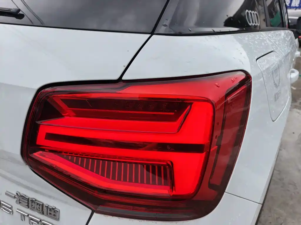 Audi Q2L — миниатюра 8