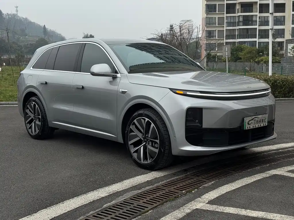 Li Auto IDEAL L6