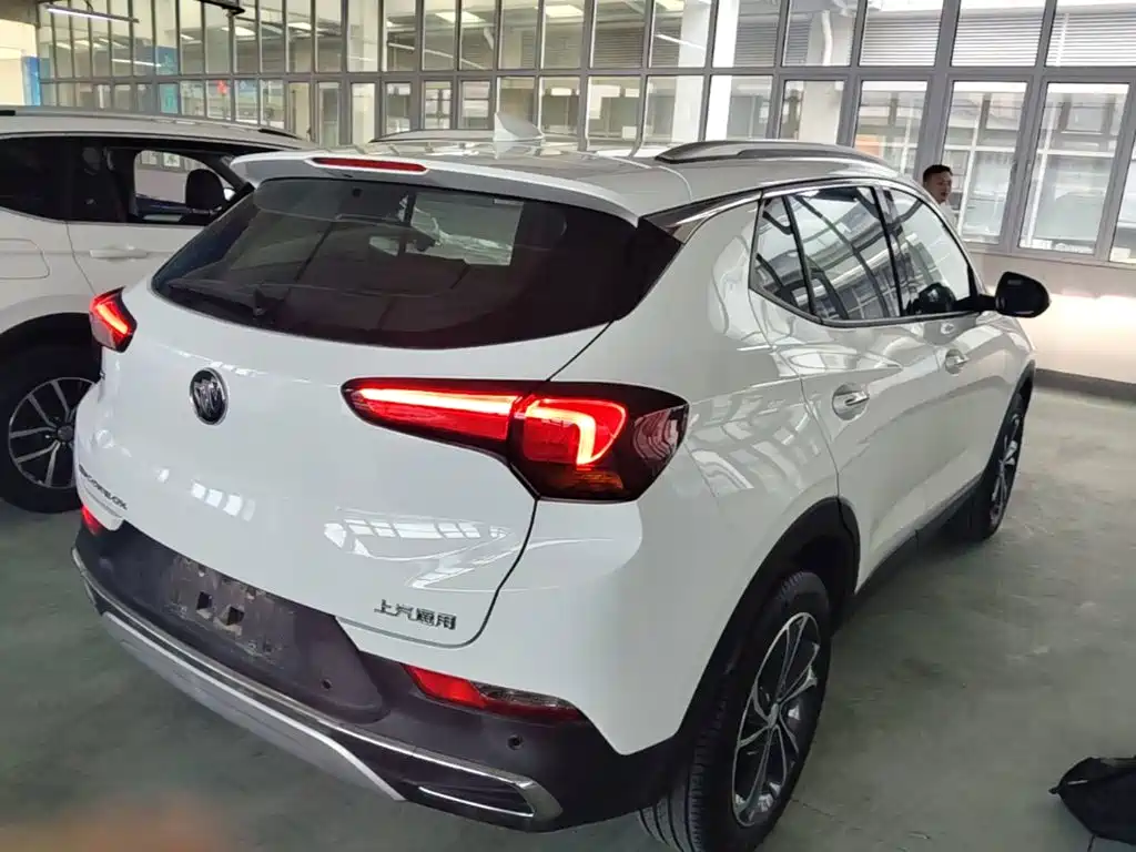 Buick Encore GX — миниатюра 7
