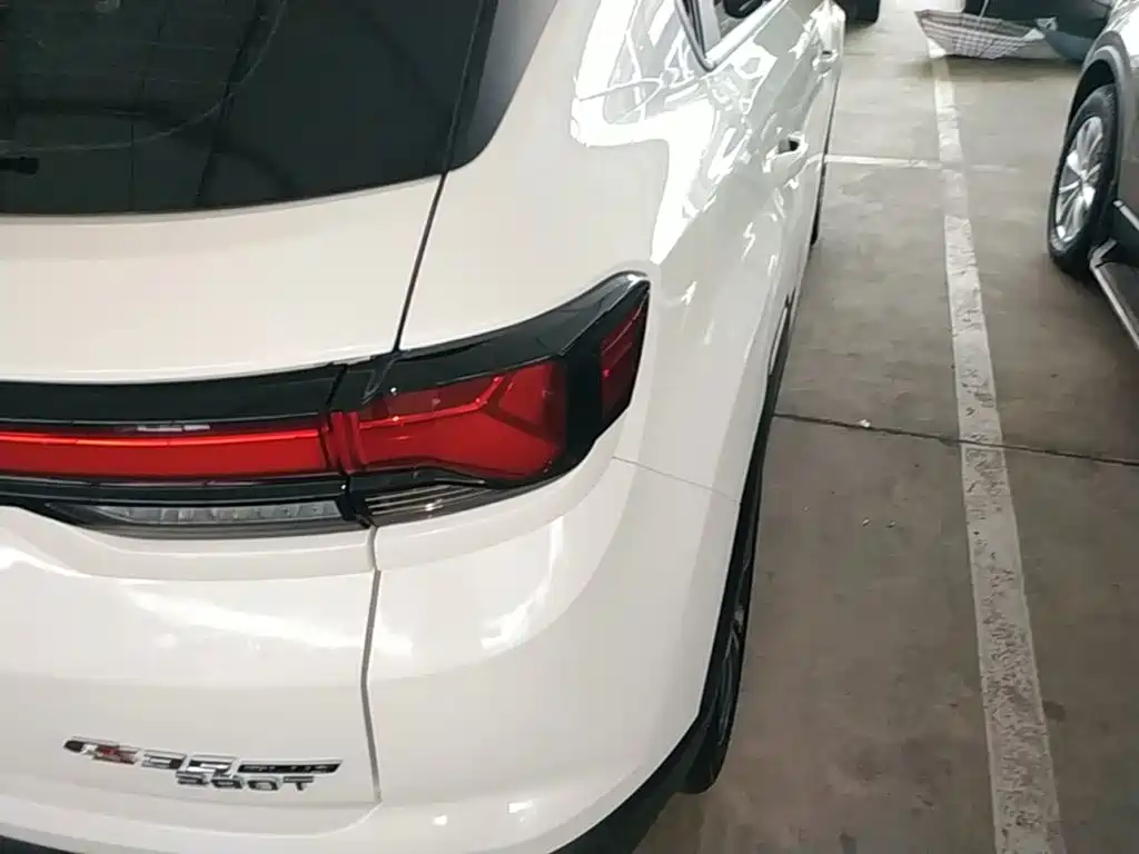 Changan CS35PLUS — миниатюра 8
