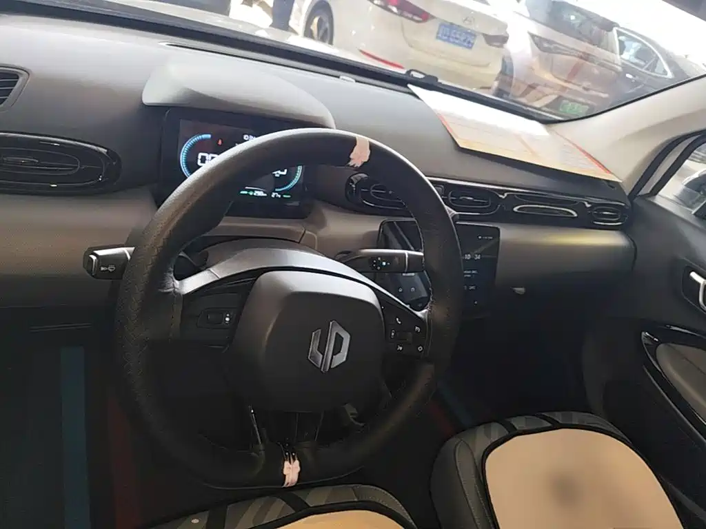 Leapmotor Leapmotor T03 — миниатюра 6