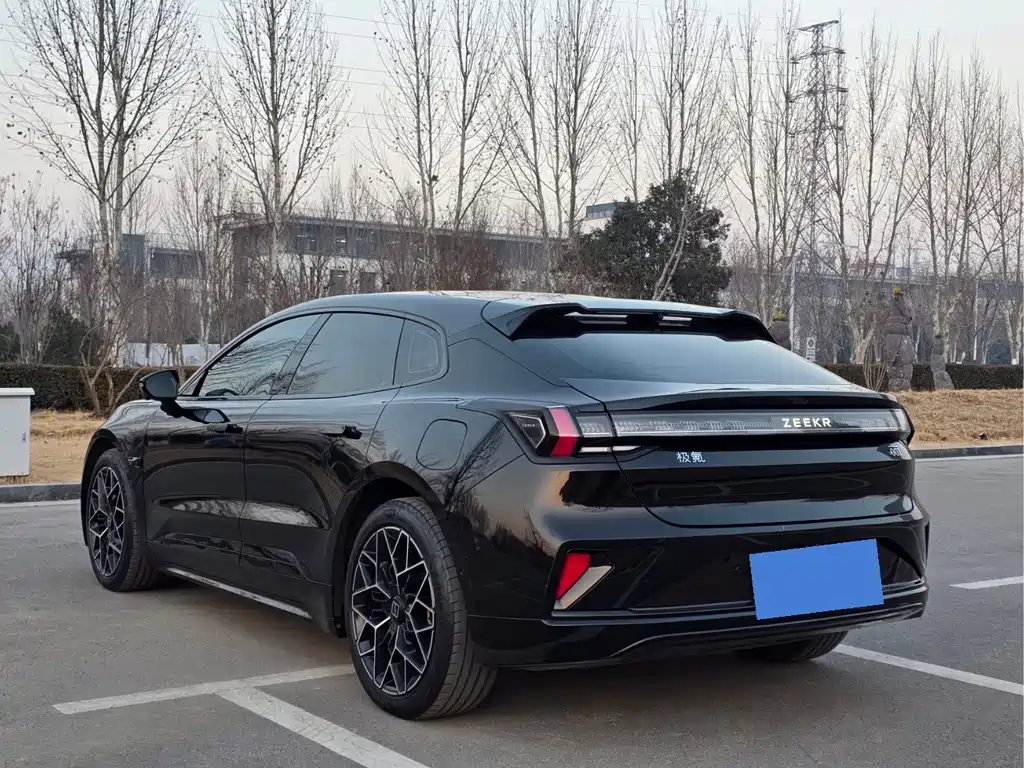 ZEEKR EXTREME KRYPTON 001