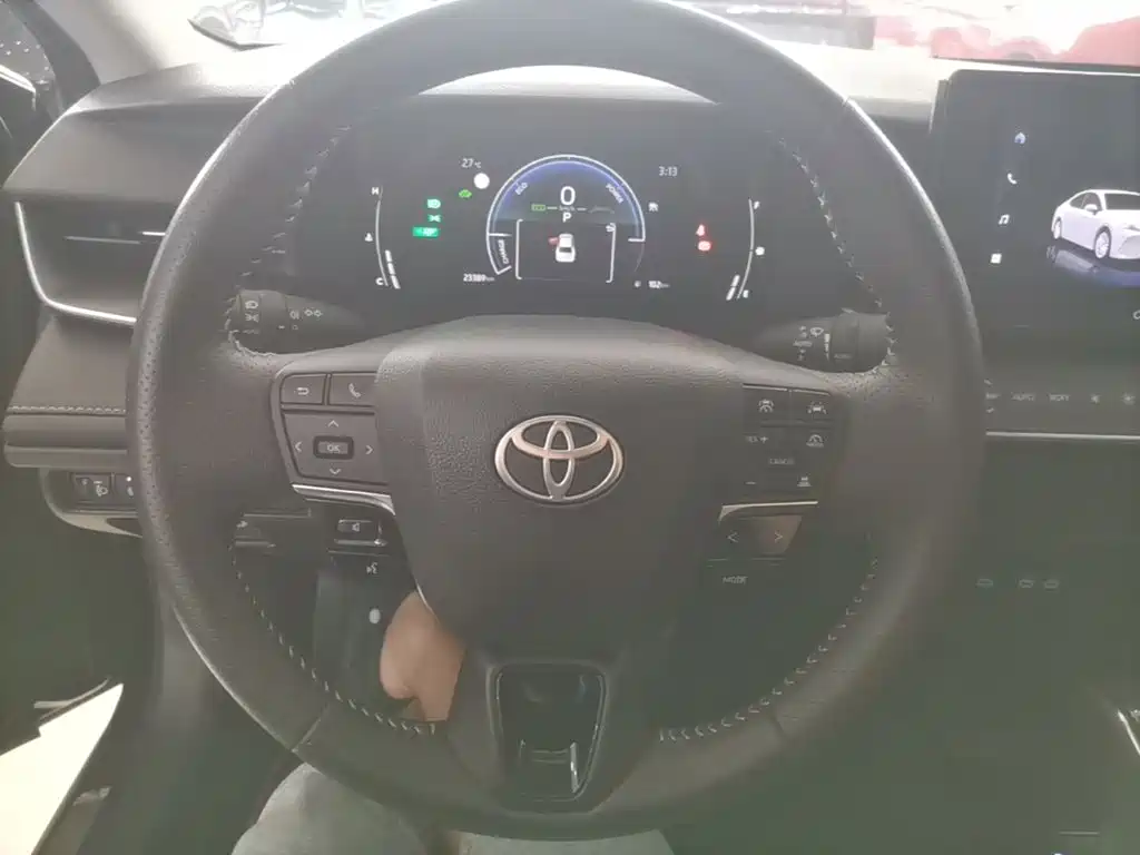 Toyota Camry 2026 2.0HSE Sport Lite