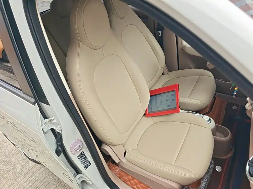Wuling MINIEV — миниатюра 25