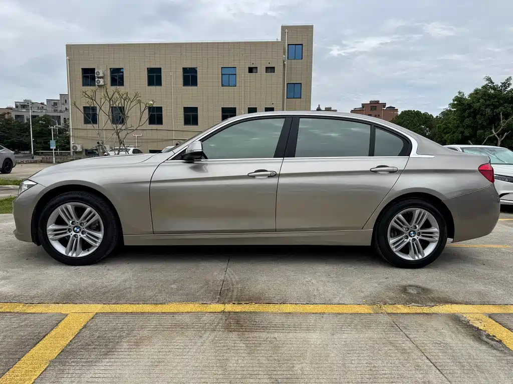 BMW 3 Series 3 2016 320Li Fashion