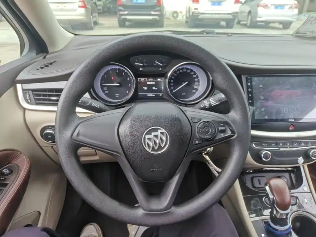 Buick Verano — миниатюра 11
