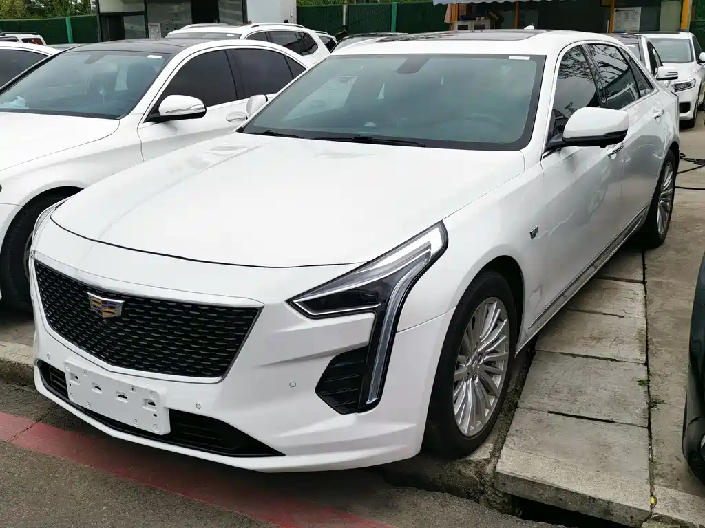Cadillac CT6 2021