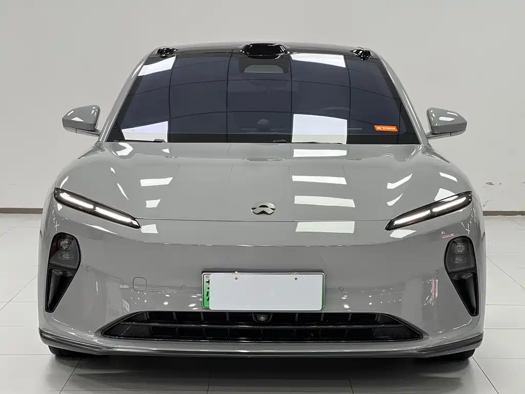 NIO ET5T — миниатюра 2