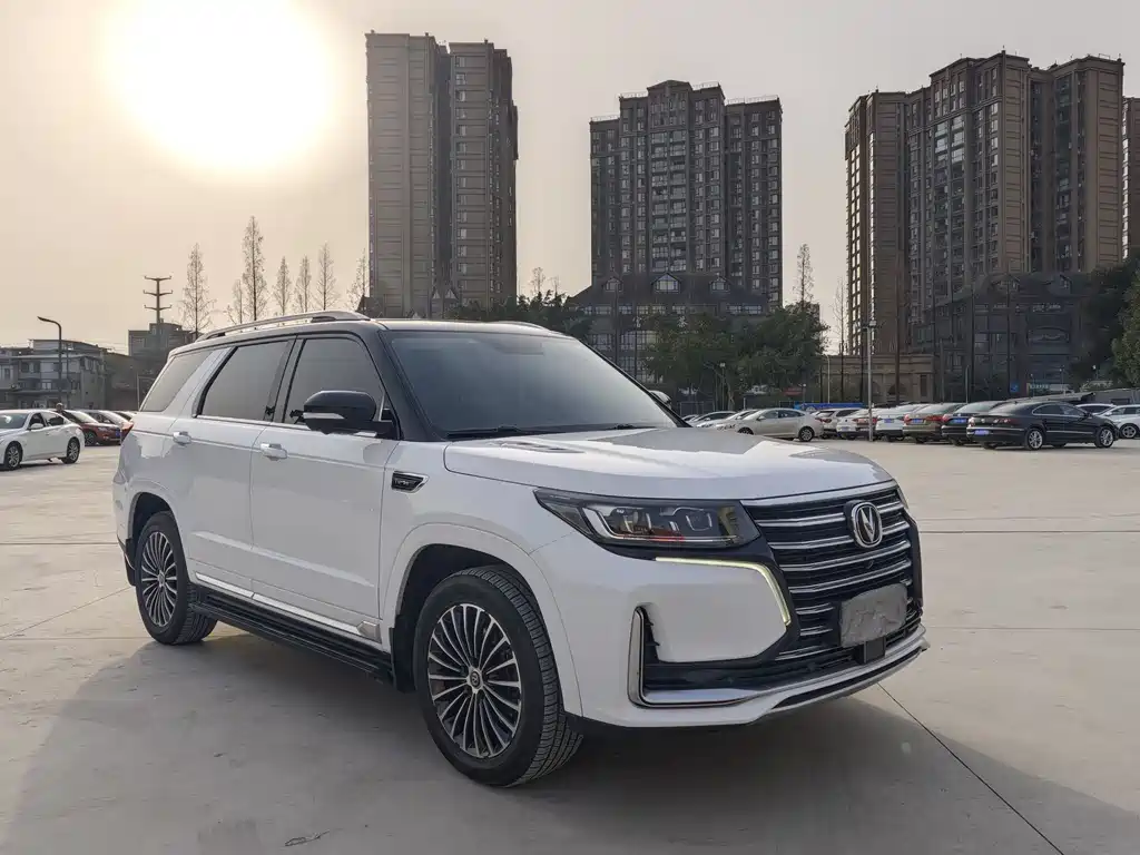 CHANGAN CS95