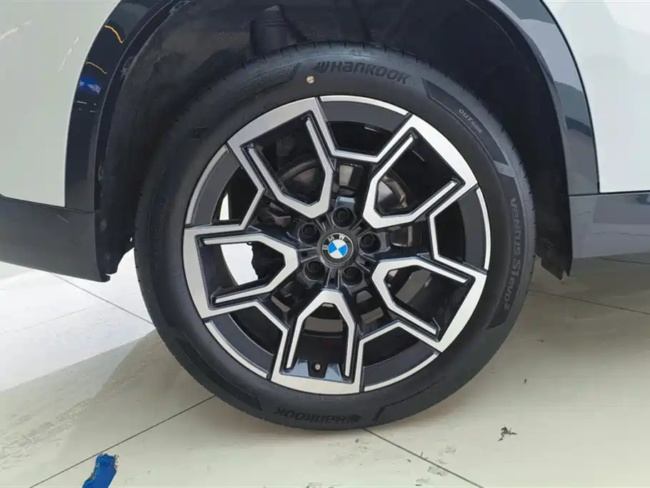 BMW X1 2023 sDrive25Li X