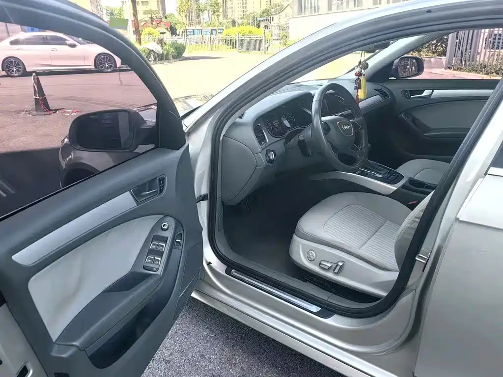 Audi A4L — миниатюра 7