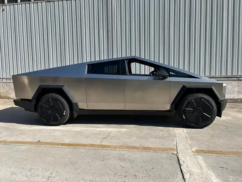 Tesla Cybertruck 2024 Electric