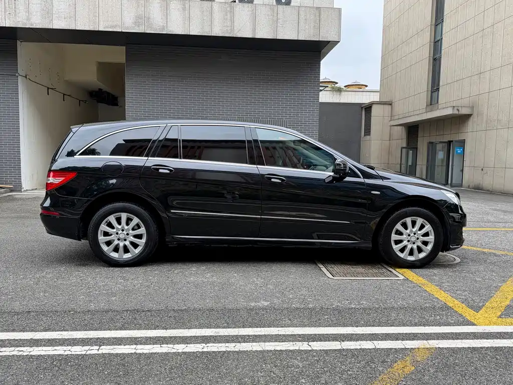 Mercedes-Benz R-Class — миниатюра 24