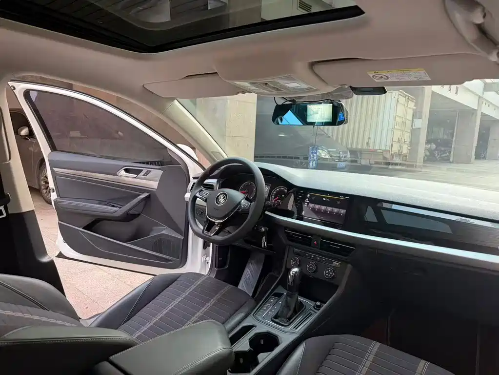 Volkswagen Lavida — миниатюра 7