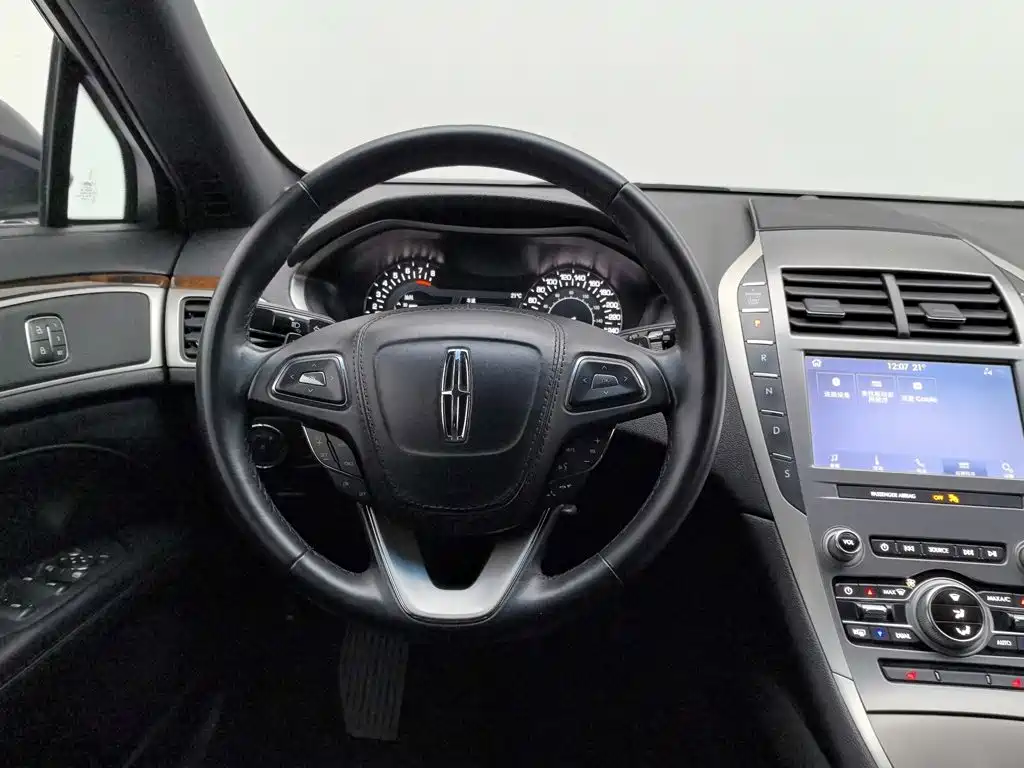 Lincoln MKZ — миниатюра 11
