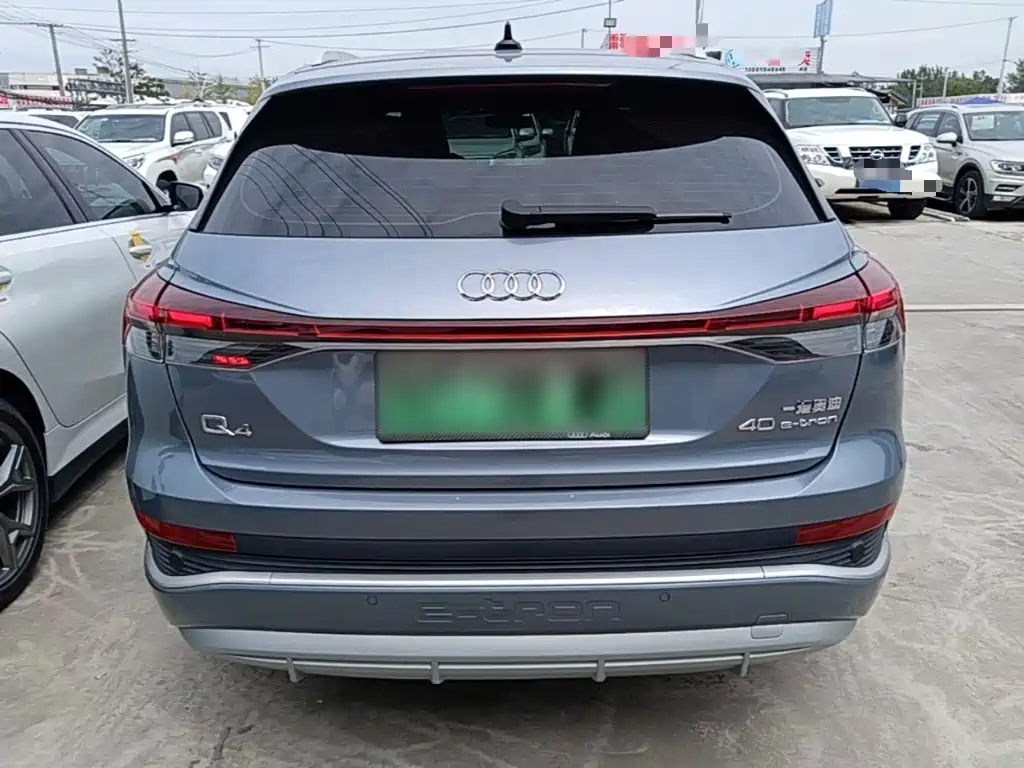 Audi Q4 e-tron — миниатюра 6