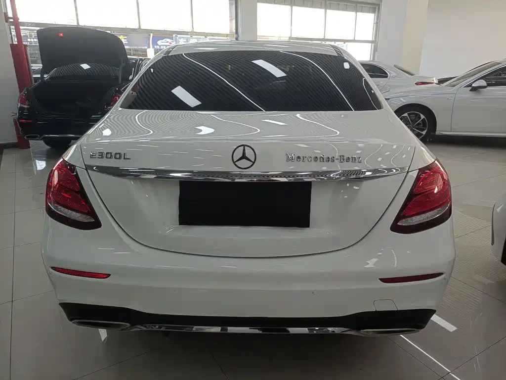 Mercedes-Benz E-Class E 2018 E 200 L Sport