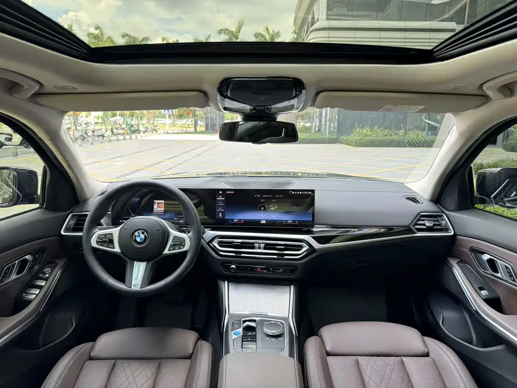 BMW i3 2023 eDrive 40 L Sport