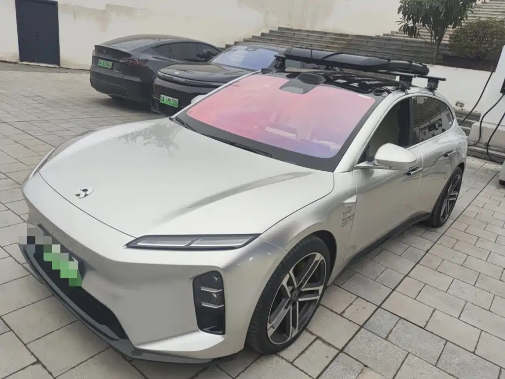 NIO ET5T