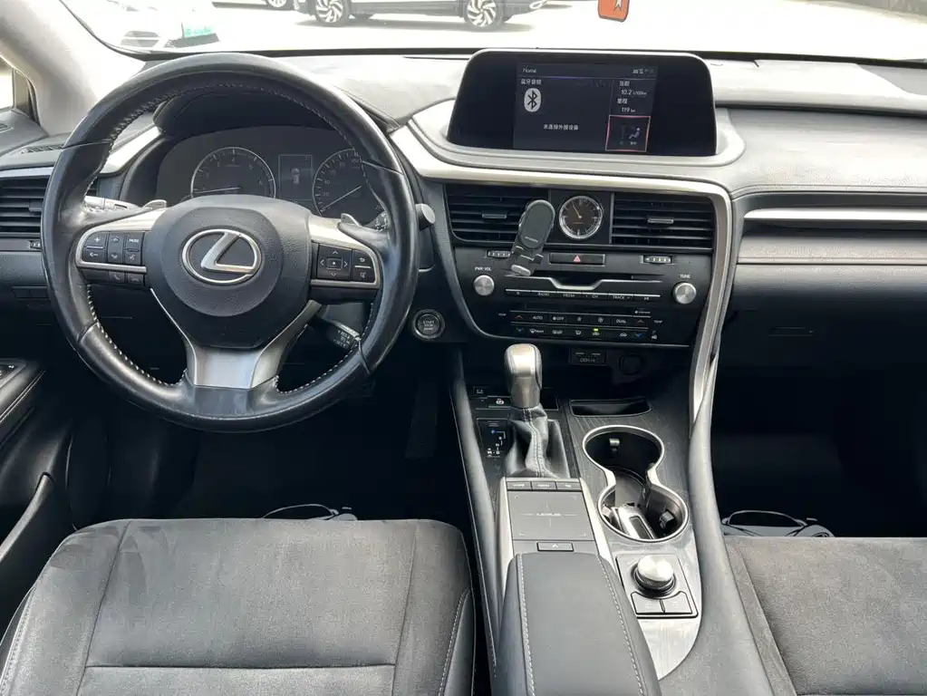 Lexus RX — миниатюра 4