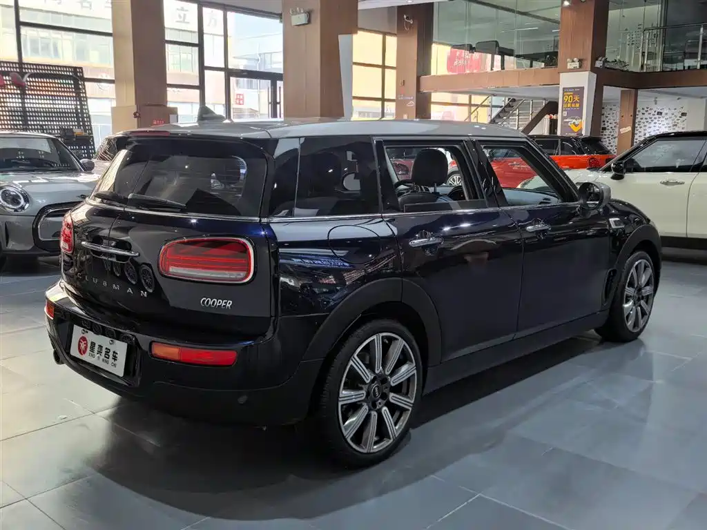 MINI CLUBMAN