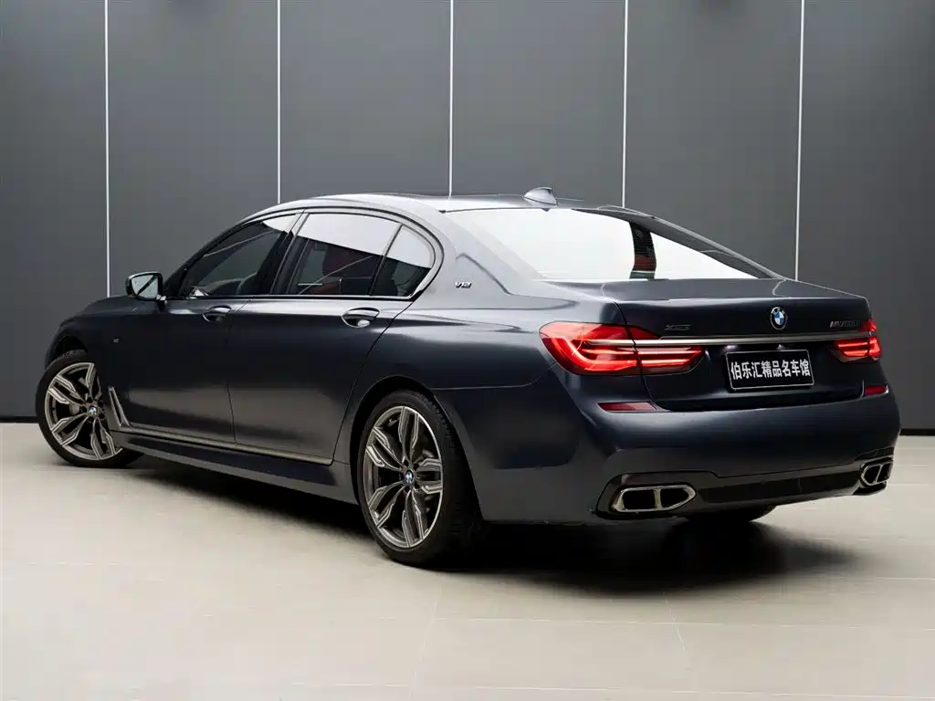 BMW 7 Series 7 2018 M760Li xDrive