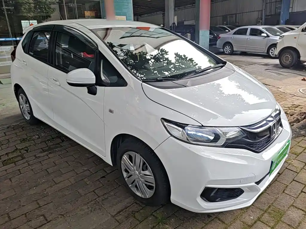Honda Fit — миниатюра 4