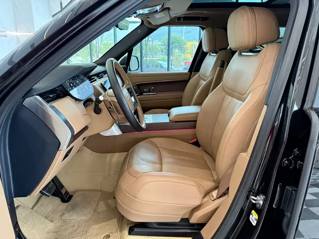 Land Rover Range Rover — миниатюра 6