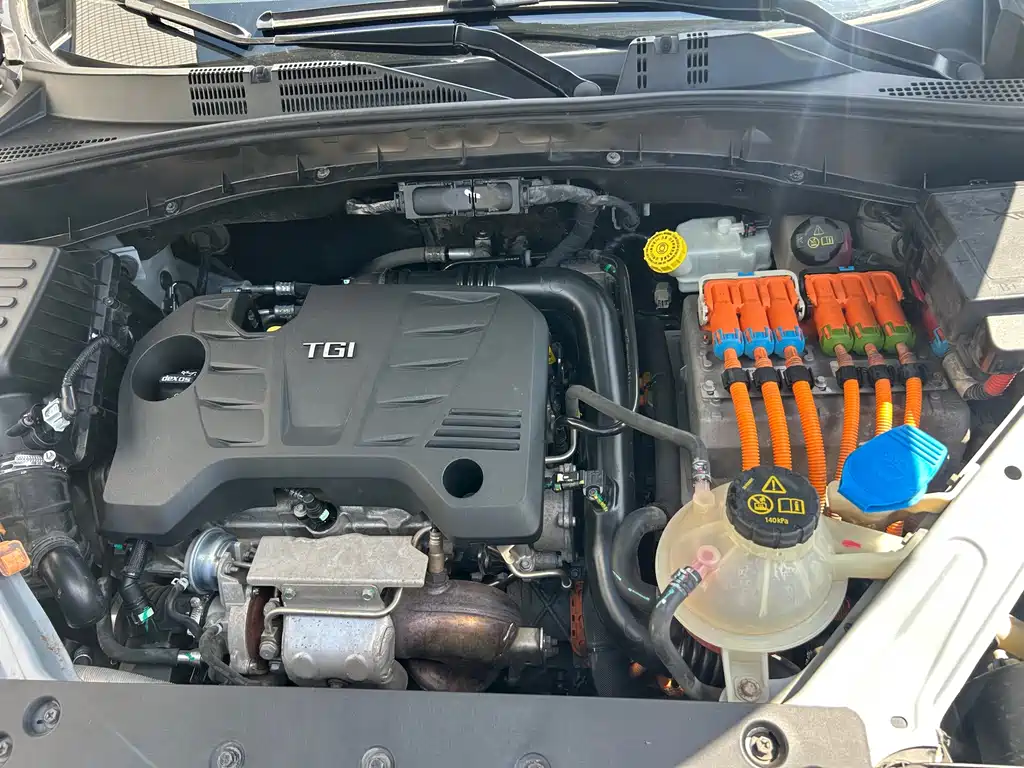 Roewe RX5 New Energy — миниатюра 14