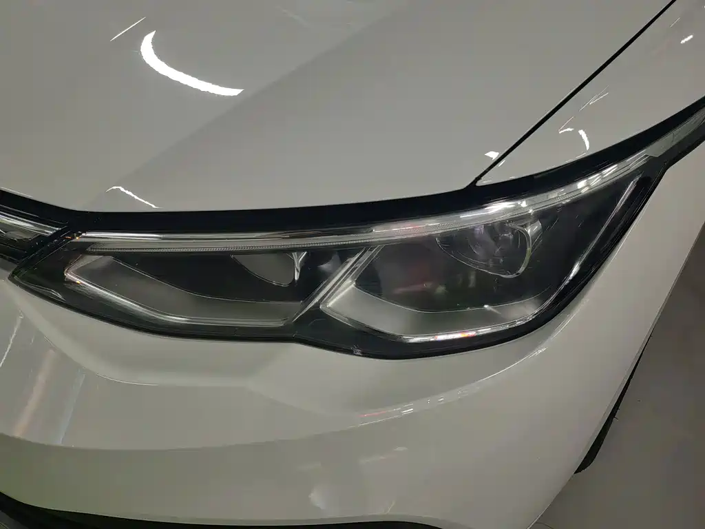 Volkswagen Golf — миниатюра 8